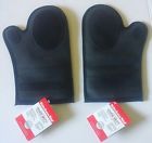 028332454247 Kitchenaid Silicone Oven Mitts-black-set