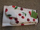 028332649919 Kate Spade Oven Mitt