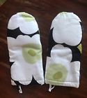064158-910 Marimekko Merimekko Pair Pieni Unikko Black White Green 6411253557304