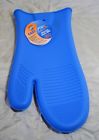 070896511270 Wilton Blue Easy Flex Silicone Oven Mitt High