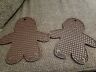 219346-1507 Home Collection Silicone Pot Holders Gingerbread Mats Trivet Heat Resistant
