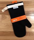 630870098311 Le Creuset Black Cotton Canvas Oven Mitt Pot