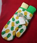 747552600684 Dei Pineapple Oven Mitt