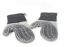 885923668083 Oxo Good Grips Silicone Oven Mitt With Magnet