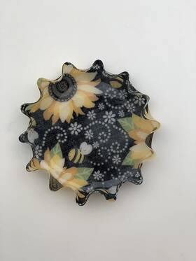 Lp4-975 Andreas Silicone Sunflower Lillie Pad 4 Inch Beez Non Slip Trivet