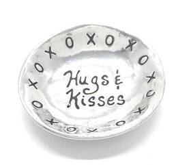 Basic Spirit 695545211068 Hugs And Kisses Pewter Trinket Dish 2x2