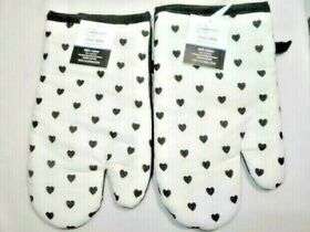 Black Hearts On White Oven Mitts 2-piece Kitchen Valentines Day Holiday Decor