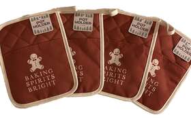 Bright Star Productions 810084664575 Set Of 4 Gingerbread Man Inch Baking Spirits Potholder With Pocket Hot Pad New