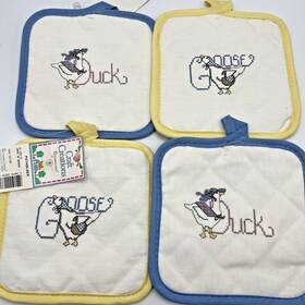 Charles Craft 078243022257 Vintage Duck Goose Potholders Lot Of 4 Blue Yellow Creations