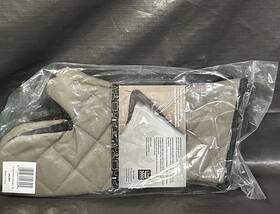 117-013-pr Chef Revival 2 Pyrotex Oven Mitts New 17 Inch Long Flame Resistant Retardant Beige/black