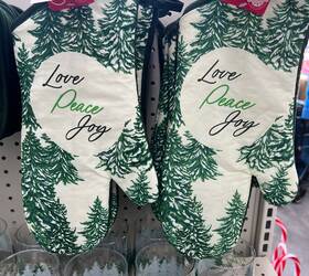 Christmas House 195464519943 2 Holiday Kitchen Pot Holders 7 Inch X Love Peace Joy Cotton