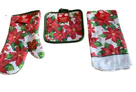 82145 Christmas House 4pc Kitchen Set Oven Mitten Pot Holder Towel Poinsetta New