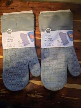 Core Kitchen 840179264854 Classic Silicone Oven Mitt Set Of 2 Heat Resistant Up To 428 Degrees F