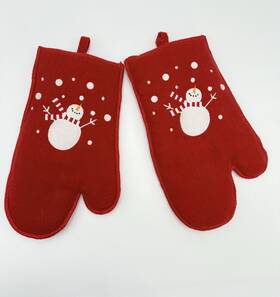 672-882 Crate And Barrel Red Felt Snowman Oven Mitts Set Of 2 Christmas Kitchen Decor