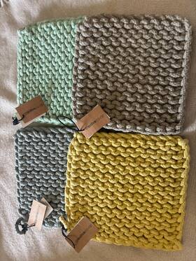 Da8935a Creative Co-op 8 Inch Square Cotton Crocheted Pot Holders Set Of 4 Different Colors