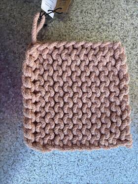 Df4521a Creative Co-op 8x8 Square Cotton Crocheted Potholder-soft Pink