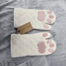 Mdk-1674 Cricket & Junebug And June Bug Cat Paw Oven Mitts White/pink