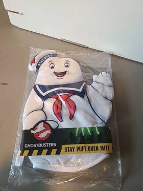 Cryptozoic Entertainment 775670020511 Ghostbusters Stay Puff Oven Mitt