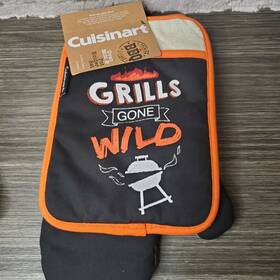 Cuisinart 042887315129 New Oven Mitt Pot Holder Set Grills Gone Wild Bbq Themed Ships Fast