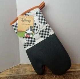 Disney 042887381421 2 Pcs Pack Oven Mitts Mickey Mouse Happy Harvest 2022 New