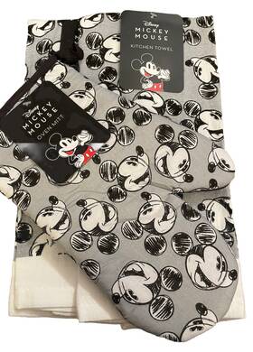 Disney 042887853003 Mickey Mouse Kitchen Set Of 3 New 2 Towels And 1 Oven Mitt