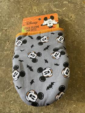 Disney 195464572382 Nwt Two Pack Silicone Mini Mitts Mickey Mouse And Bats 5.5 Inch X 7.5