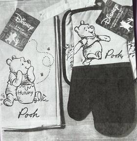 Disney 766169233474 Winnie The Pooh Kitchen Oven Mitts And Dish Towels Linen Set 4-piece