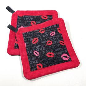 Phkisses01 Handmade Kisses Lips Quilted Valentine 7 Inch X Potholders Cotton Set Of 2
