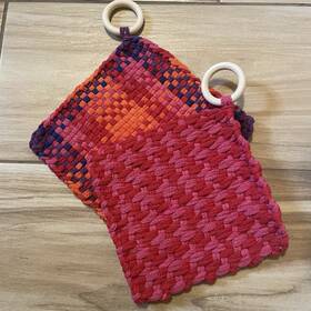 Sku2612 Handmade Potholders With Wooden Ring Cotton Set Of 2 Hot Pads