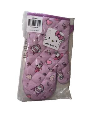 16415124 Hello Kitty Pink Quilted Hearts Oven Mitt One Size Cloth Machine Washable