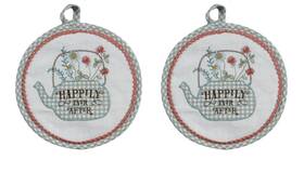 Kay Dee Designs 723886570626 Set Of 2 Happily Ever After Tea Kettle Embroidered Flowers Round Potholders