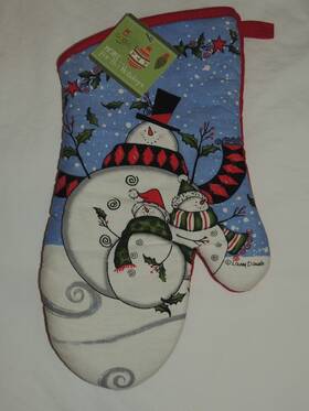 H5205 Kay Dee Designs Holly Jolly Holiday Snowman Family Oven Mitt Lainey Daniels New