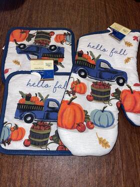 Kitchen 195464238059 Nwt 3 Pc Harvest Set Oven Mitt And 2 Potholder S Hello Fall Pumpkins Truck
