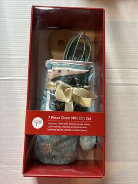 Kitchen 848974164003 Core 7 Piece Oven Mitt Gift Set