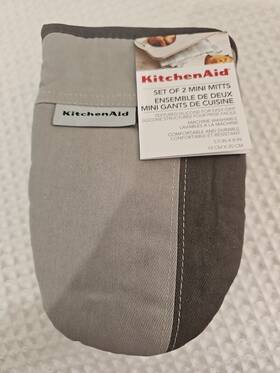 Kitchenaid 028332736640 Set Of 2 New Mini Mitts