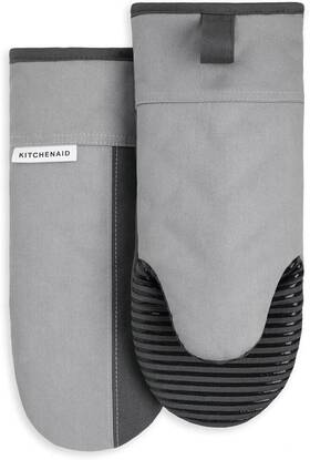 Kitchenaid 028332736817 Beacon Two-tone Non-slip Oven Mitt Set Cool Grey/frost Grey 5.75 Inch X13 2 Piece