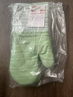 Kitchenaid 028332799799 Albany Oven Mitt 2-pack Set Pistachio 7 Inch X13