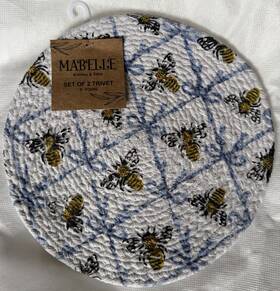 Mabelle 743598043409 New Set Of Two 100% Cotton Trivets With Bee Pattern - 9 Inch