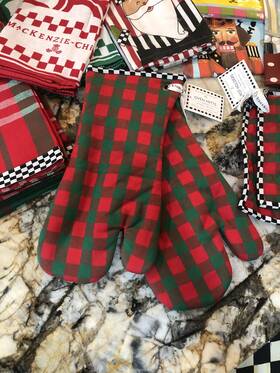 Mackenzie-childs 840115601446 Nip Merry Christmas Courtly Check Red And Green Tartan Oven Mitts