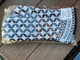Mackenzie-childs 840115608513 Set Of 2 Black And White Geo Oven Mitts Bnwt