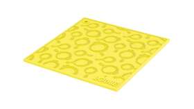 Manufacturing Company 313041053028 7 In Square Silicone Skillet Pattern Trivet Yellow