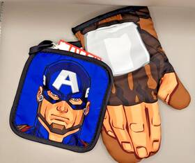 Marvel 941501558796 Captain America Pot Holder Oven Mitt Collection Set New With Tag