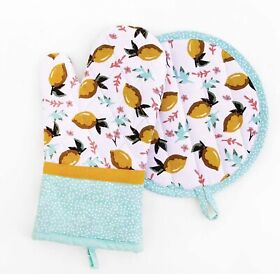 Mary Square Lemon Love 2 Piece Quilted Cotton Oven Mitt And Pot Holder Set