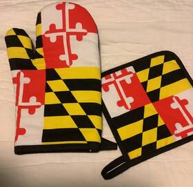 145510 Maryland My Set Of Matching Oven Mitt And Potholder