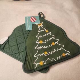 Midland 032251635830 New Pot Holders Christmas Trees Winter Holidays Set Of 2