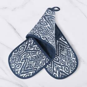 No. 918 029927632248 Enza Quilted Ikat Print Double Oven Mitt Indigo Blue