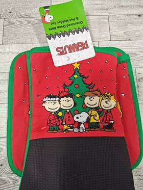Peanuts 042887785137 Oversized Oven Mitt And Pot Holder Merry Christmas Snoopy Gang Nwt