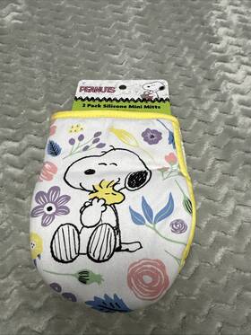Peanuts 042887906068 Snoopy Woodstock 2 Pack Yellow Spring Easter Kitchen Oven Mini Mitts New
