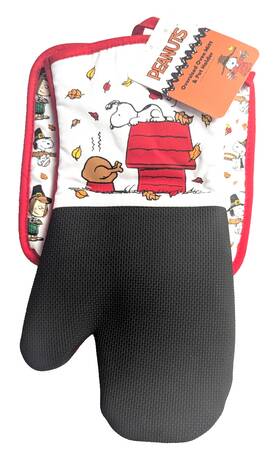 Peanuts 042887920347 Snoopy And Friends Oven Mitt Potholder Thanksgiving Pilgrims Gift New