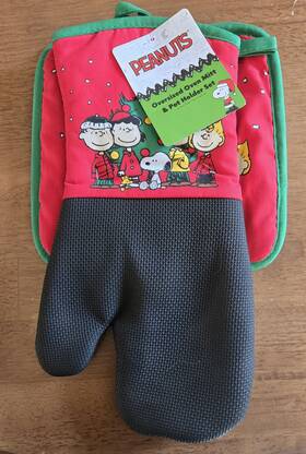 Aa-2h Peanuts Snoopy And Friends Christmas Oven Mitt Potholder Nwt
